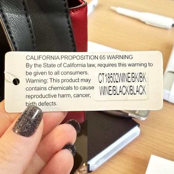 Di Vita Collection Red & Gray Structured Shoulder Bag Purse NWT Faux Leather - Picture 6 of 13